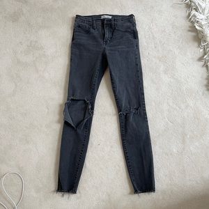 madewell washed-black distressed knee jeans